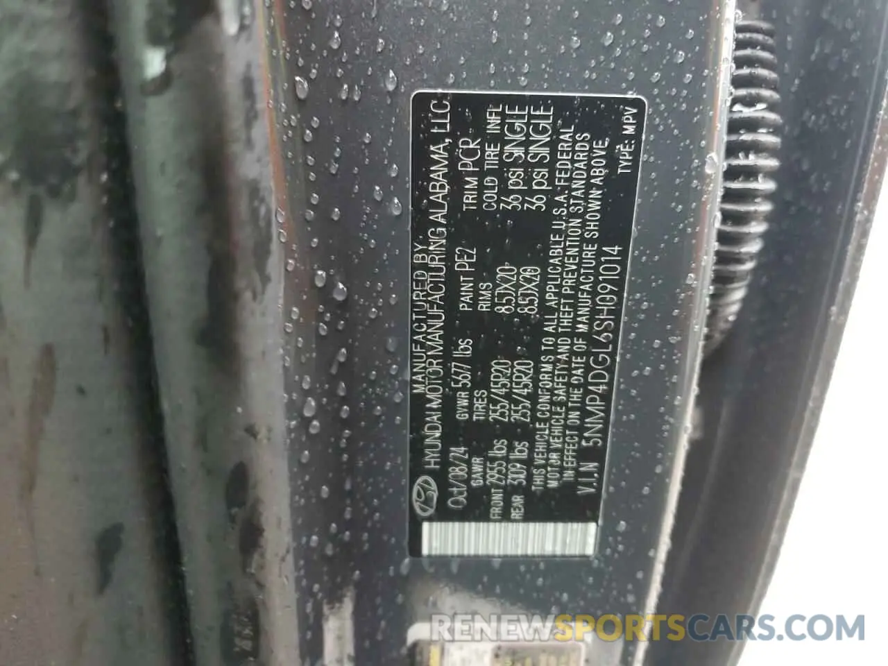 14 Photograph of a damaged car 5NMP4DGL6SH091014 HYUNDAI SANTA FE 2025