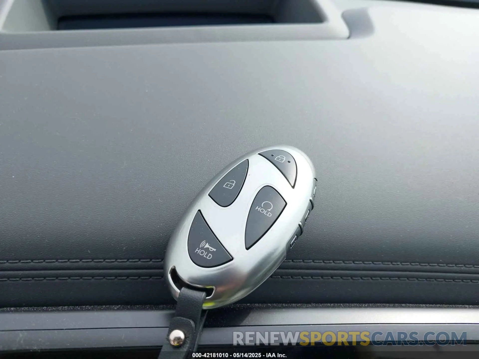 11 Photograph of a damaged car 5NMP54GL5SH071561 HYUNDAI SANTA FE 2025
