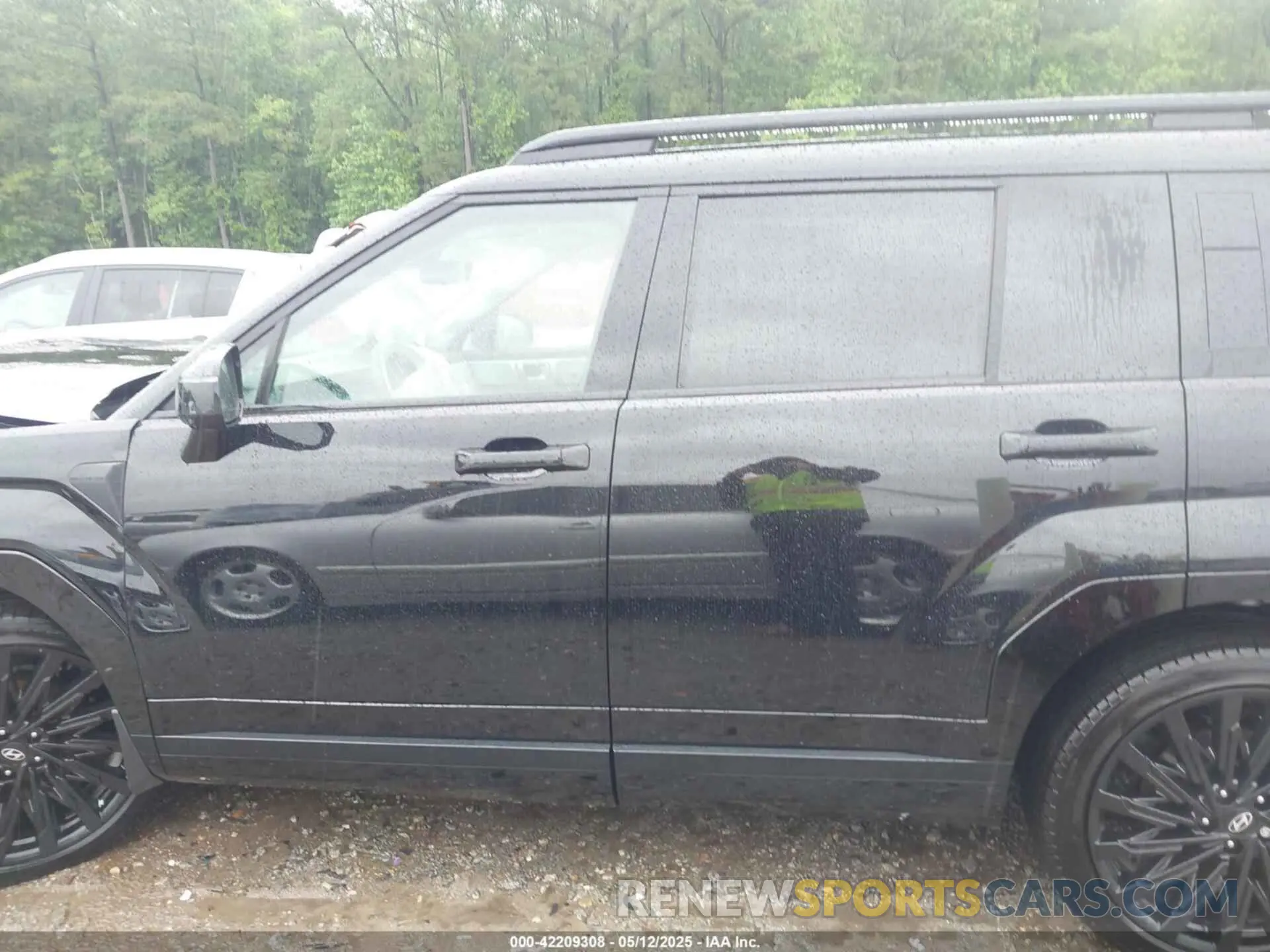 15 Photograph of a damaged car 5NMP5DGL3SH079965 HYUNDAI SANTA FE 2025