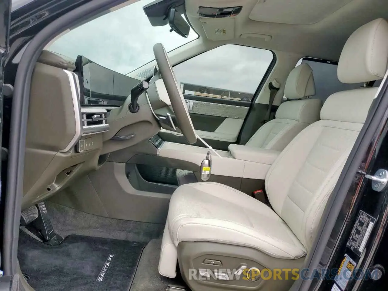 7 Photograph of a damaged car 5NMP5DGL6SH105636 HYUNDAI SANTA FE 2025