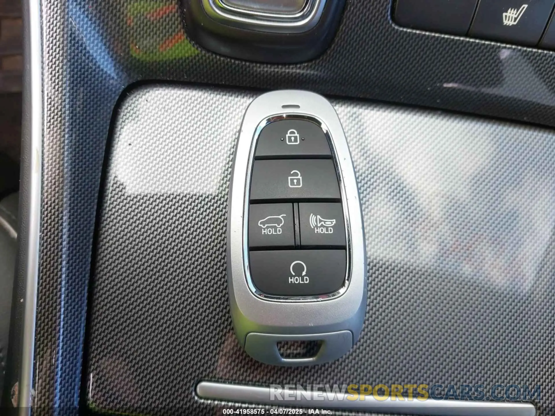 11 Photograph of a damaged car KM8S3DA18NU018319 HYUNDAI SANTA FE HYBRID 2022