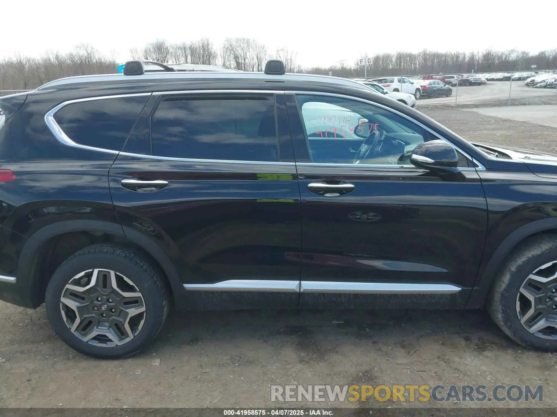 13 Photograph of a damaged car KM8S3DA18NU018319 HYUNDAI SANTA FE HYBRID 2022