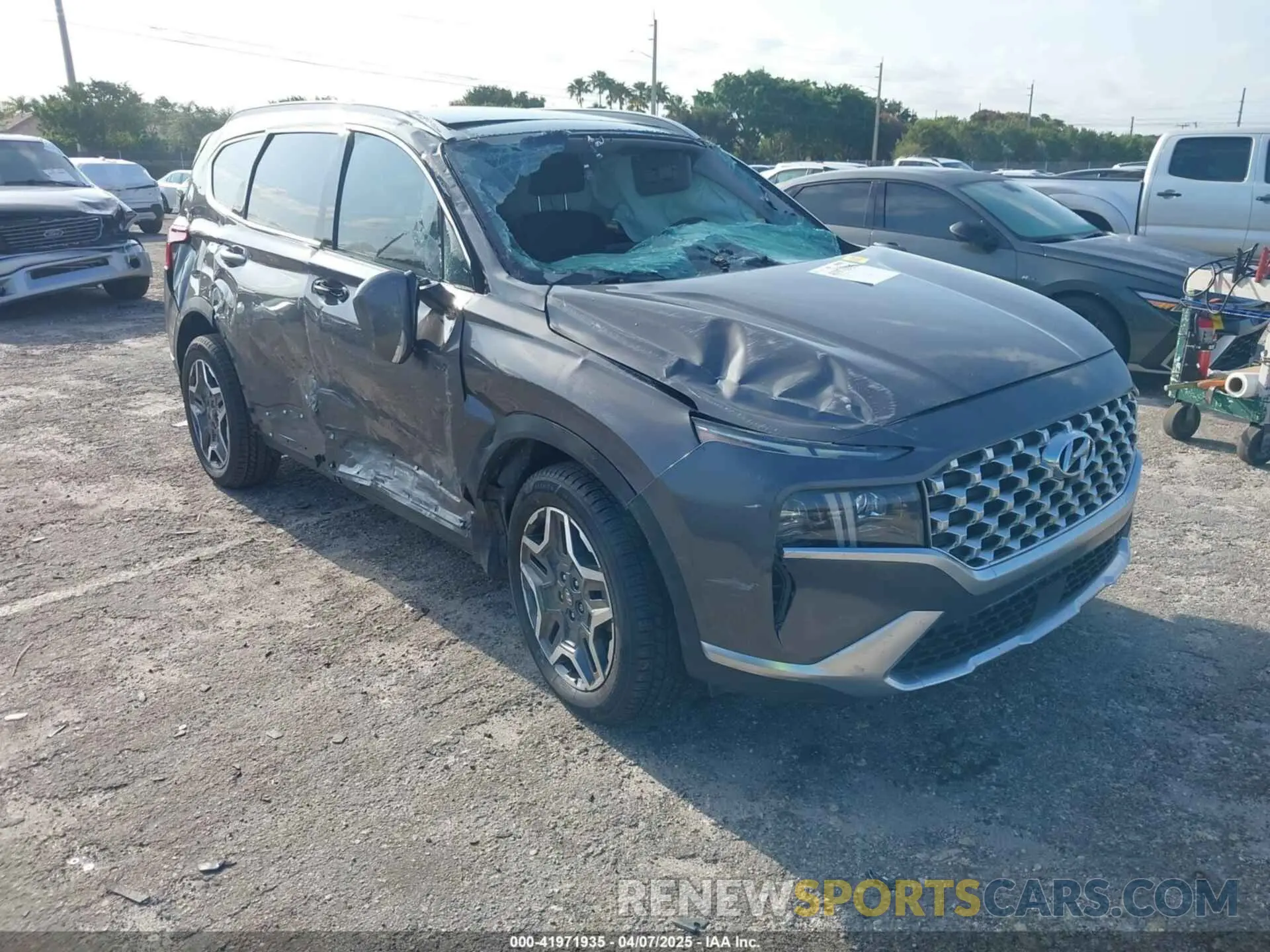 1 Photograph of a damaged car KM8S5DA16NU036845 HYUNDAI SANTA FE HYBRID 2022