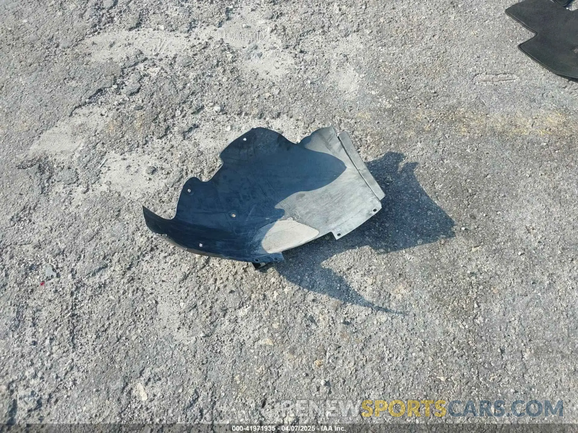 11 Photograph of a damaged car KM8S5DA16NU036845 HYUNDAI SANTA FE HYBRID 2022