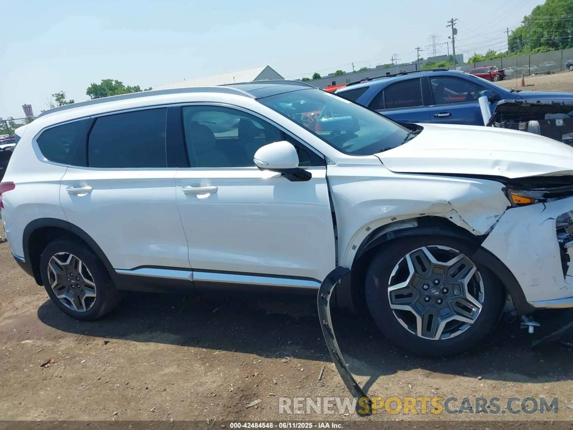 13 Photograph of a damaged car 5NMS3DA11PH002266 HYUNDAI SANTA FE HYBRID 2023