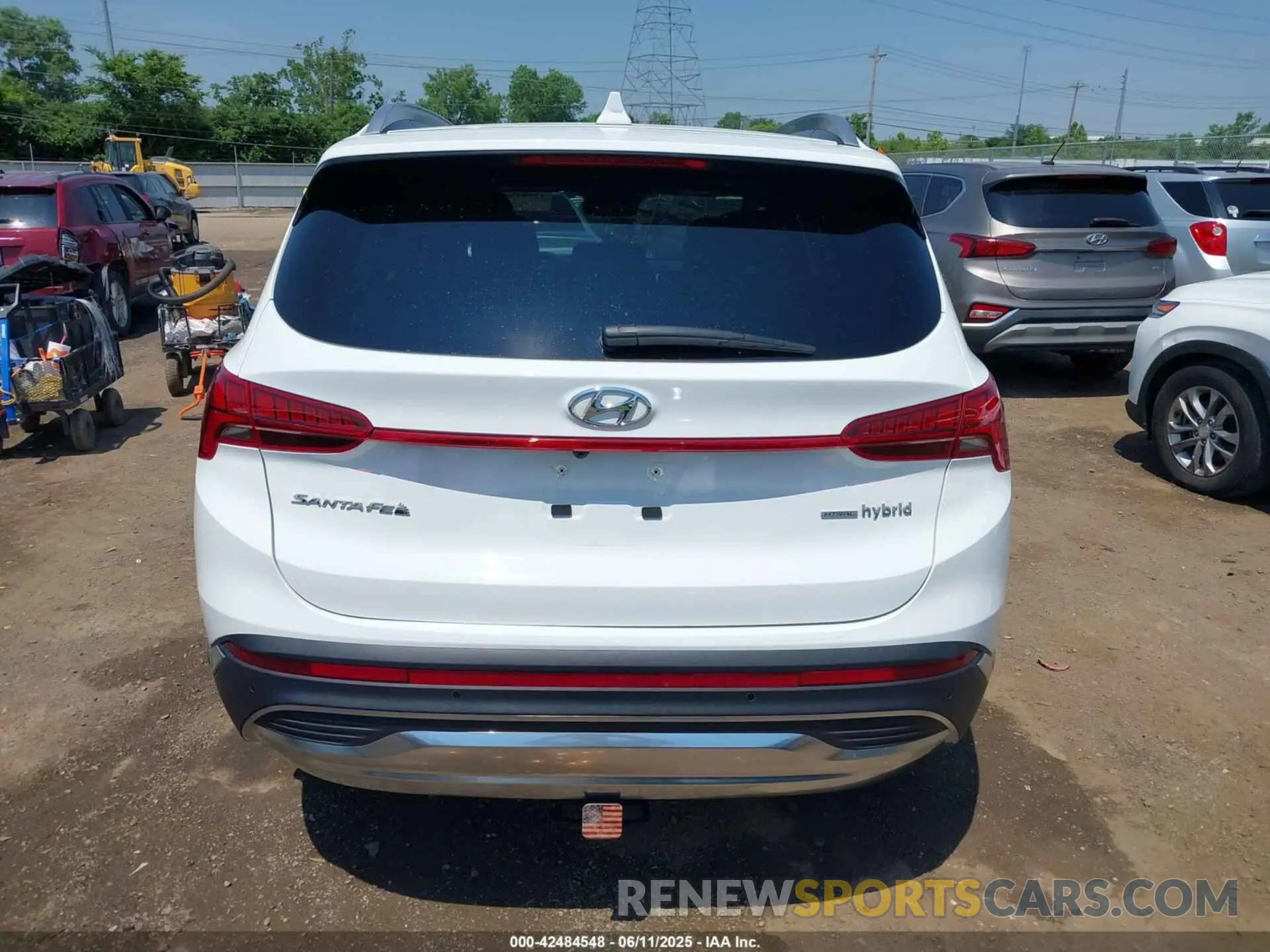 16 Photograph of a damaged car 5NMS3DA11PH002266 HYUNDAI SANTA FE HYBRID 2023