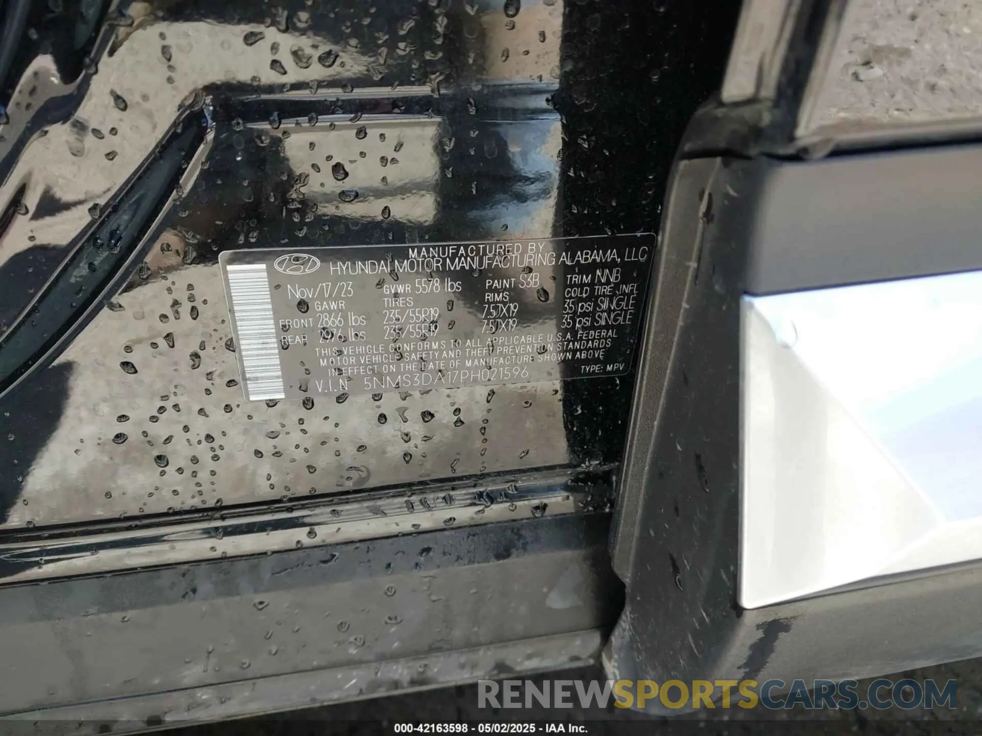9 Photograph of a damaged car 5NMS3DA17PH021596 HYUNDAI SANTA FE HYBRID 2023