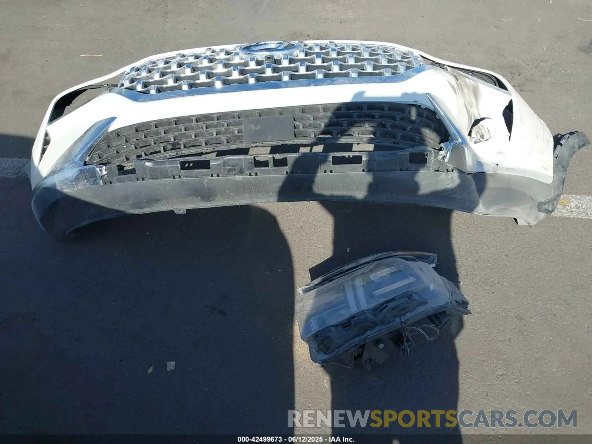 11 Photograph of a damaged car 5NMS3DA19PH018442 HYUNDAI SANTA FE HYBRID 2023