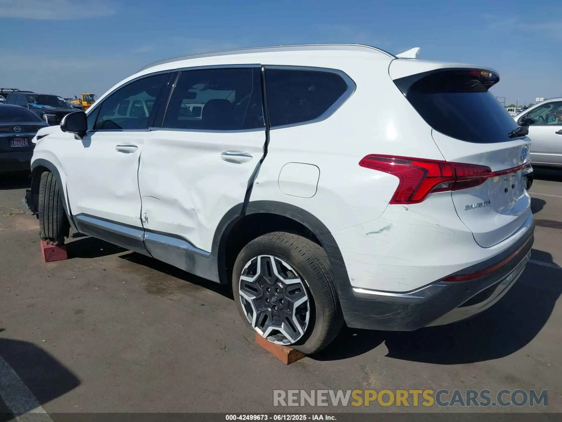 3 Photograph of a damaged car 5NMS3DA19PH018442 HYUNDAI SANTA FE HYBRID 2023