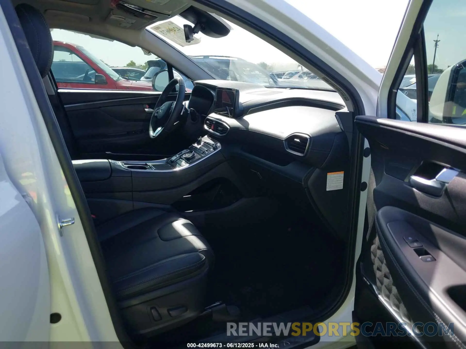 5 Photograph of a damaged car 5NMS3DA19PH018442 HYUNDAI SANTA FE HYBRID 2023