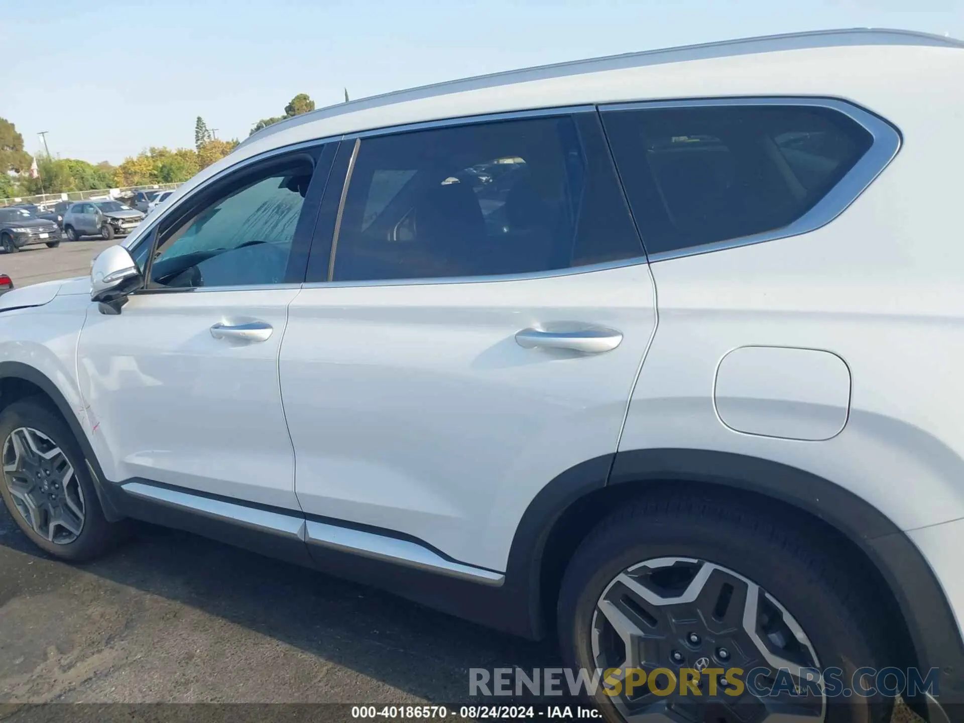 14 Photograph of a damaged car 5NMS5DA10PH002995 HYUNDAI SANTA FE HYBRID 2023