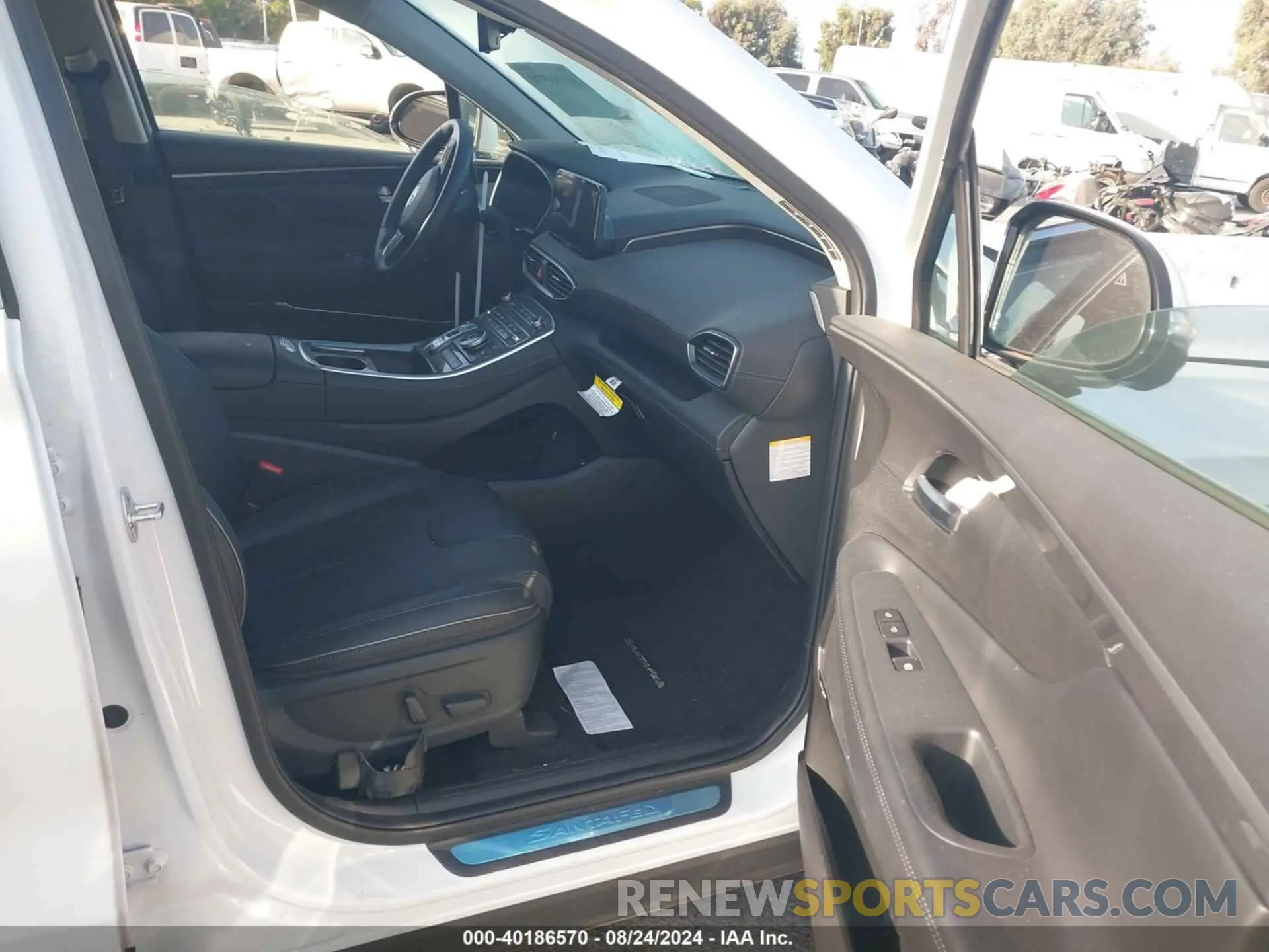 5 Photograph of a damaged car 5NMS5DA10PH002995 HYUNDAI SANTA FE HYBRID 2023