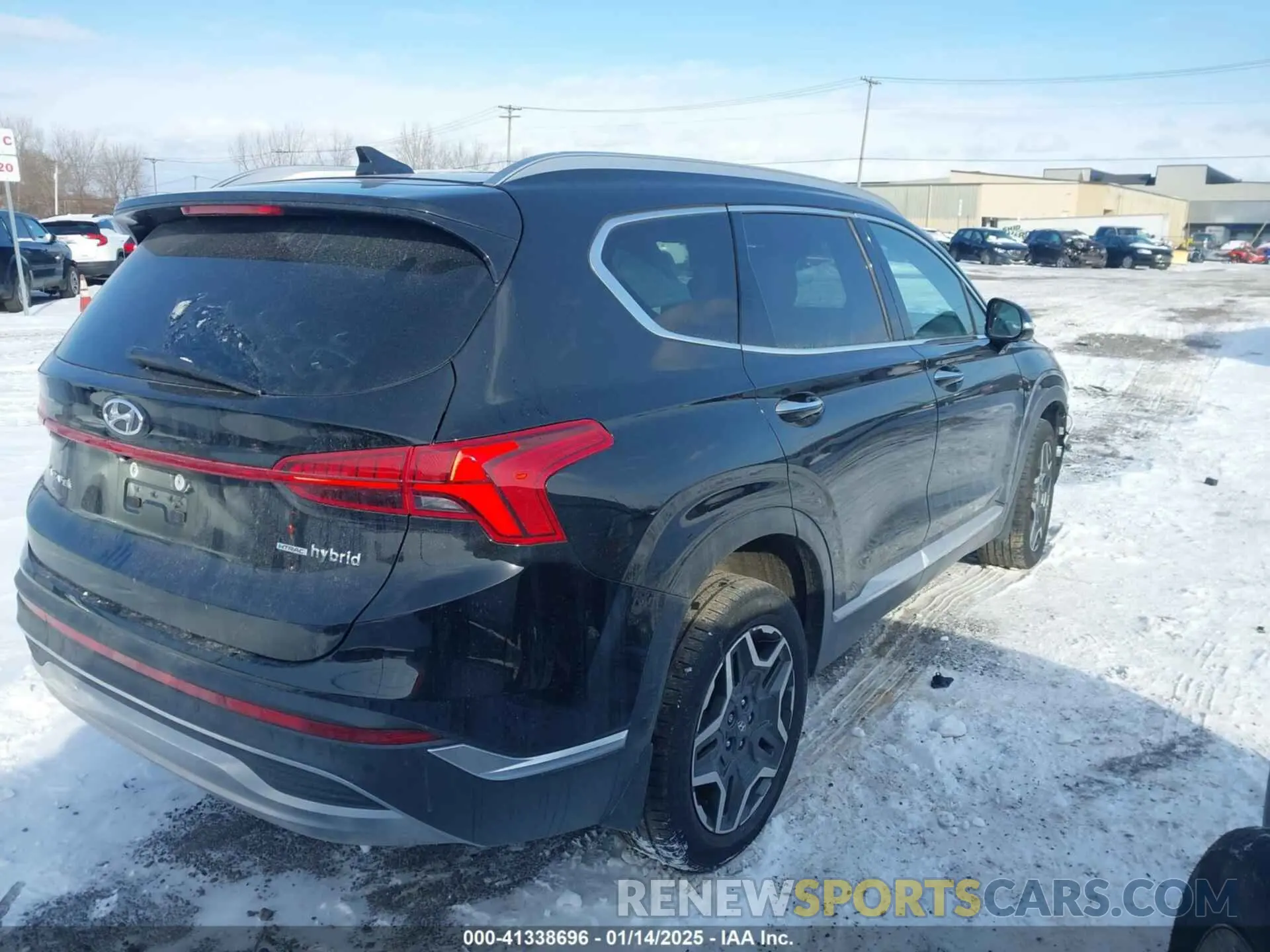 4 Photograph of a damaged car 5NMS5DA17PH018515 HYUNDAI SANTA FE HYBRID 2023