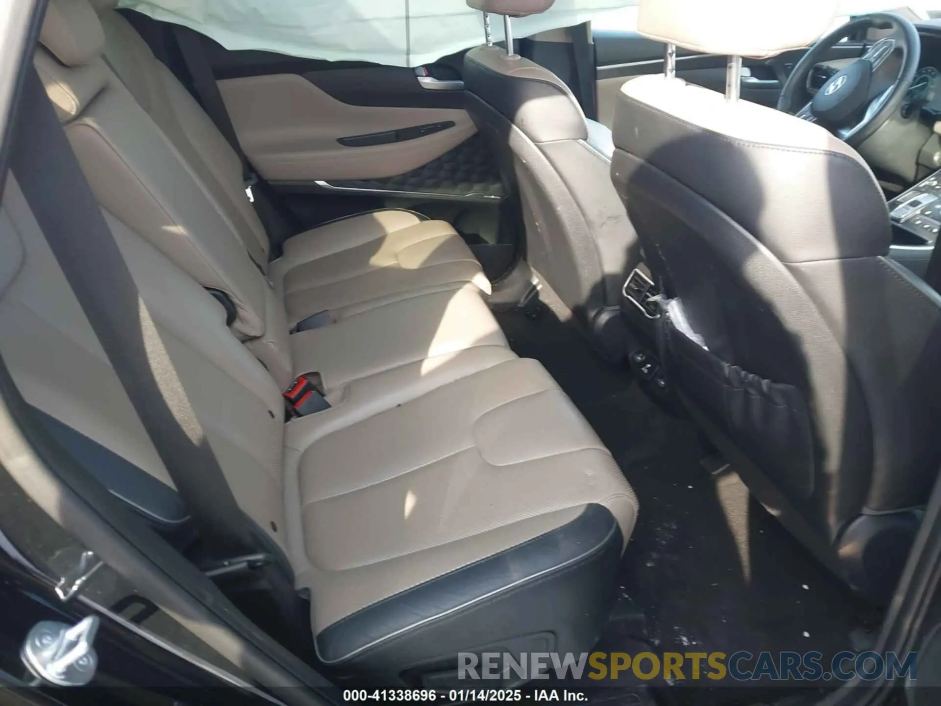 8 Photograph of a damaged car 5NMS5DA17PH018515 HYUNDAI SANTA FE HYBRID 2023