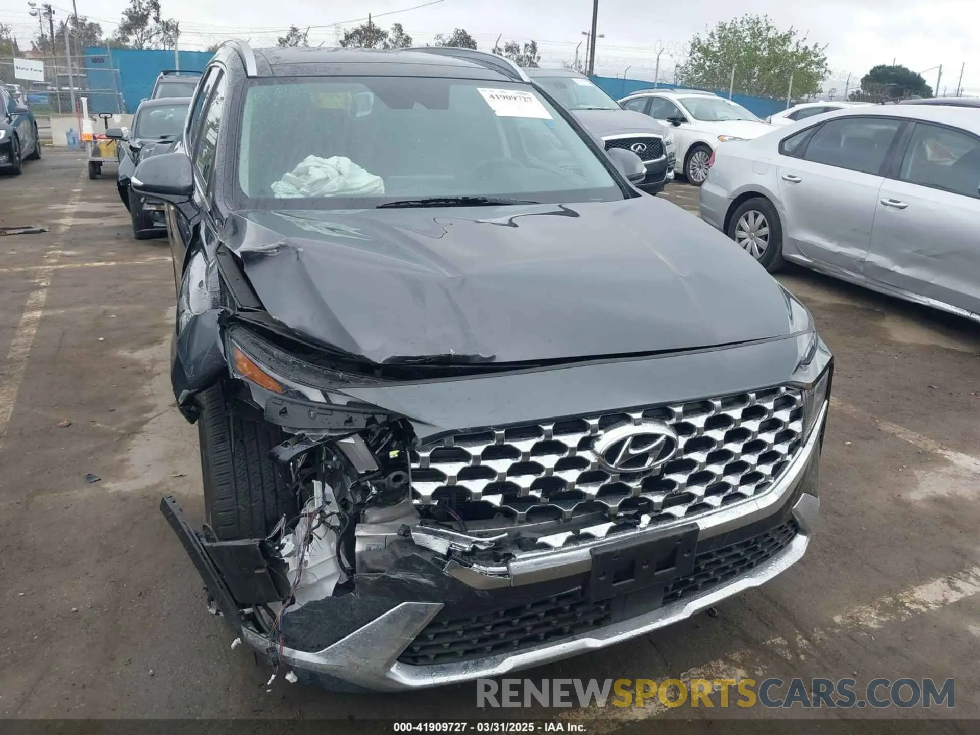 12 Photograph of a damaged car 5NMS5DA19PH013204 HYUNDAI SANTA FE HYBRID 2023
