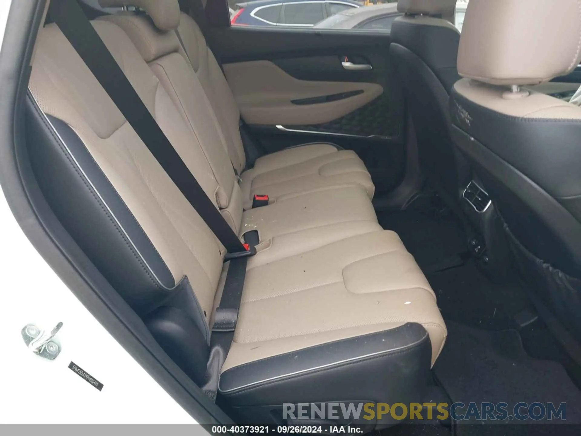 8 Photograph of a damaged car 5NMS5DA1XPH020405 HYUNDAI SANTA FE HYBRID 2023