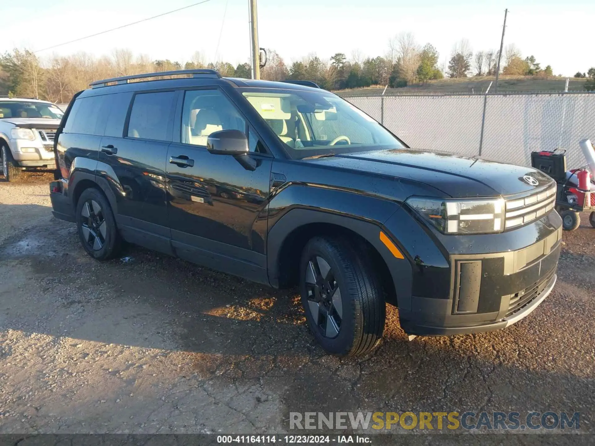 1 Photograph of a damaged car 5NMP2DG13RH010145 HYUNDAI SANTA FE HYBRID 2024