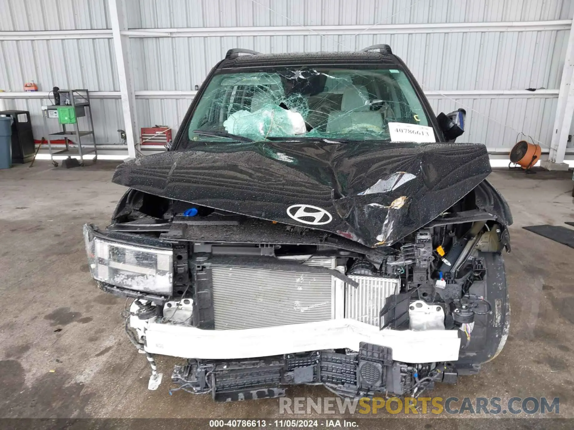 6 Photograph of a damaged car 5NMP34G17RH005298 HYUNDAI SANTA FE HYBRID 2024