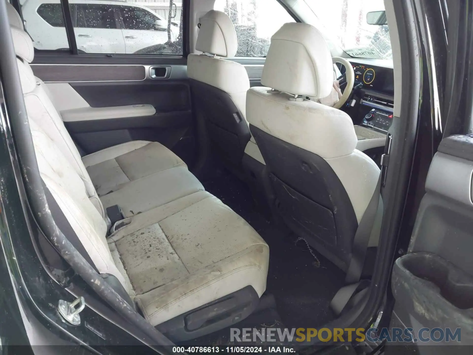 8 Photograph of a damaged car 5NMP34G17RH005298 HYUNDAI SANTA FE HYBRID 2024