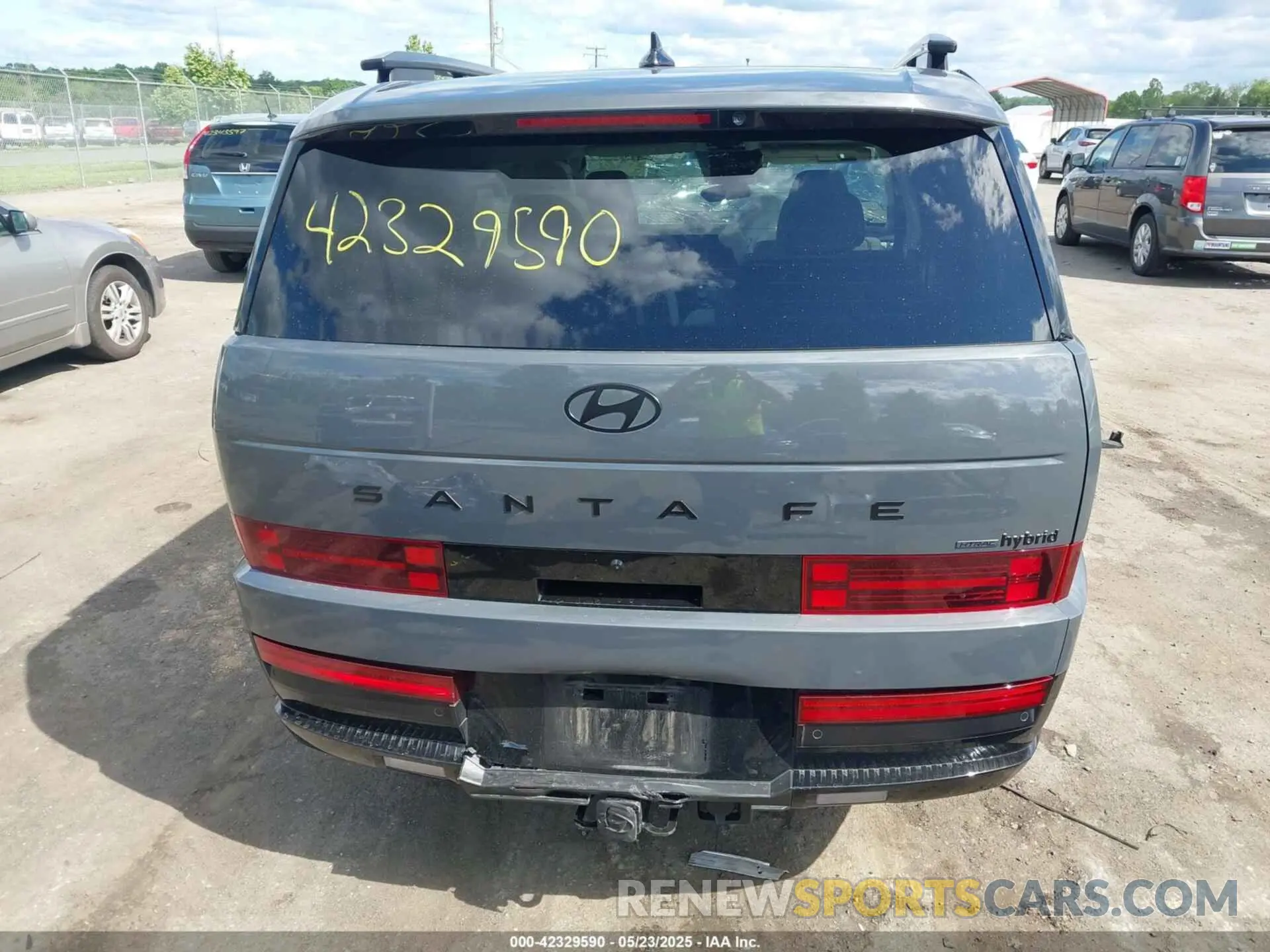 16 Photograph of a damaged car 5NMP5DG18RH008382 HYUNDAI SANTA FE HYBRID 2024