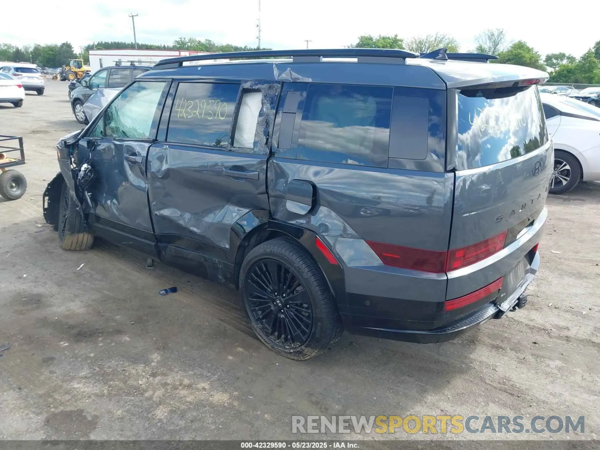 3 Photograph of a damaged car 5NMP5DG18RH008382 HYUNDAI SANTA FE HYBRID 2024