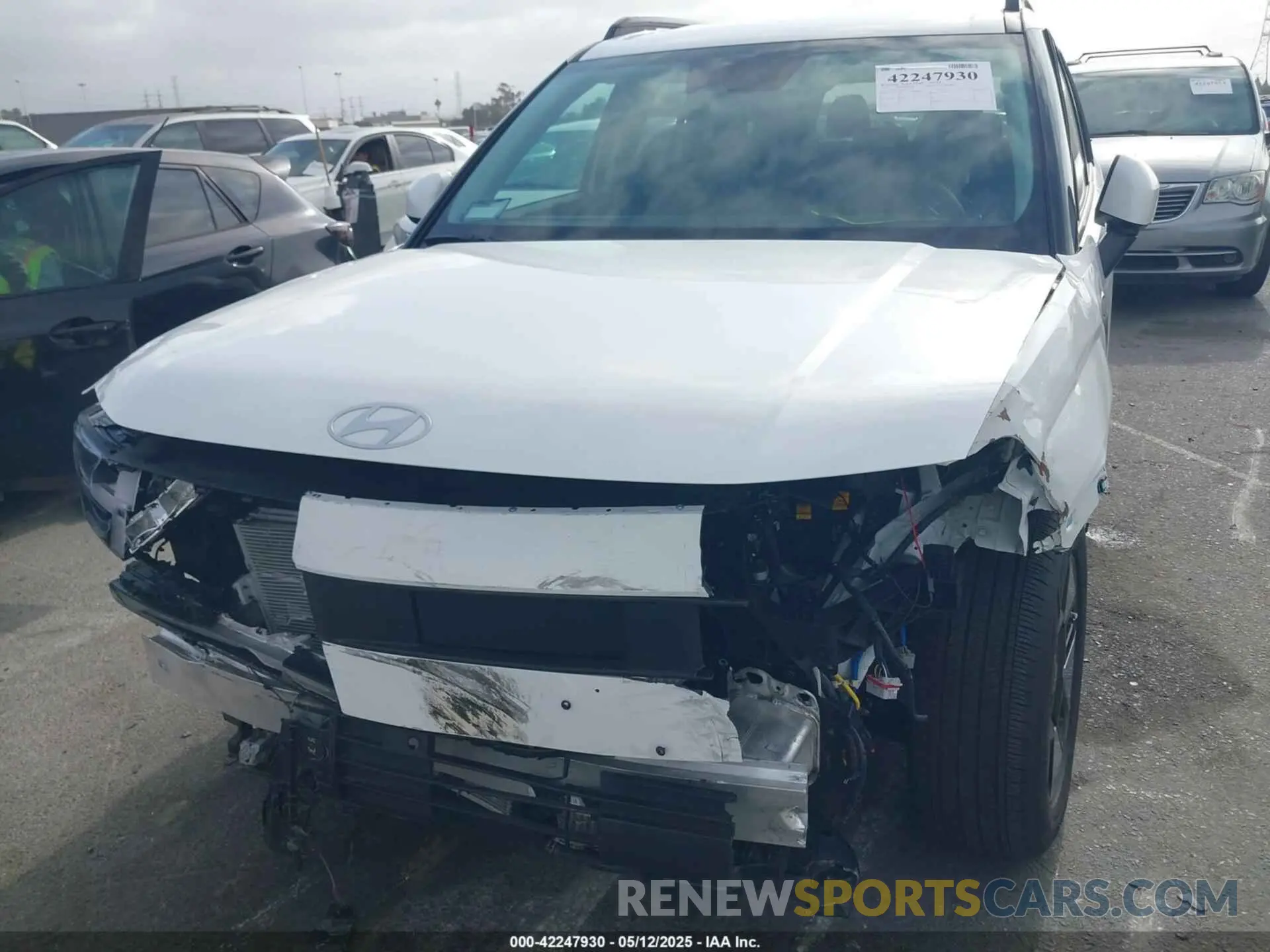 6 Photograph of a damaged car 5NMP24G1XSH017731 HYUNDAI SANTA FE HYBRID 2025