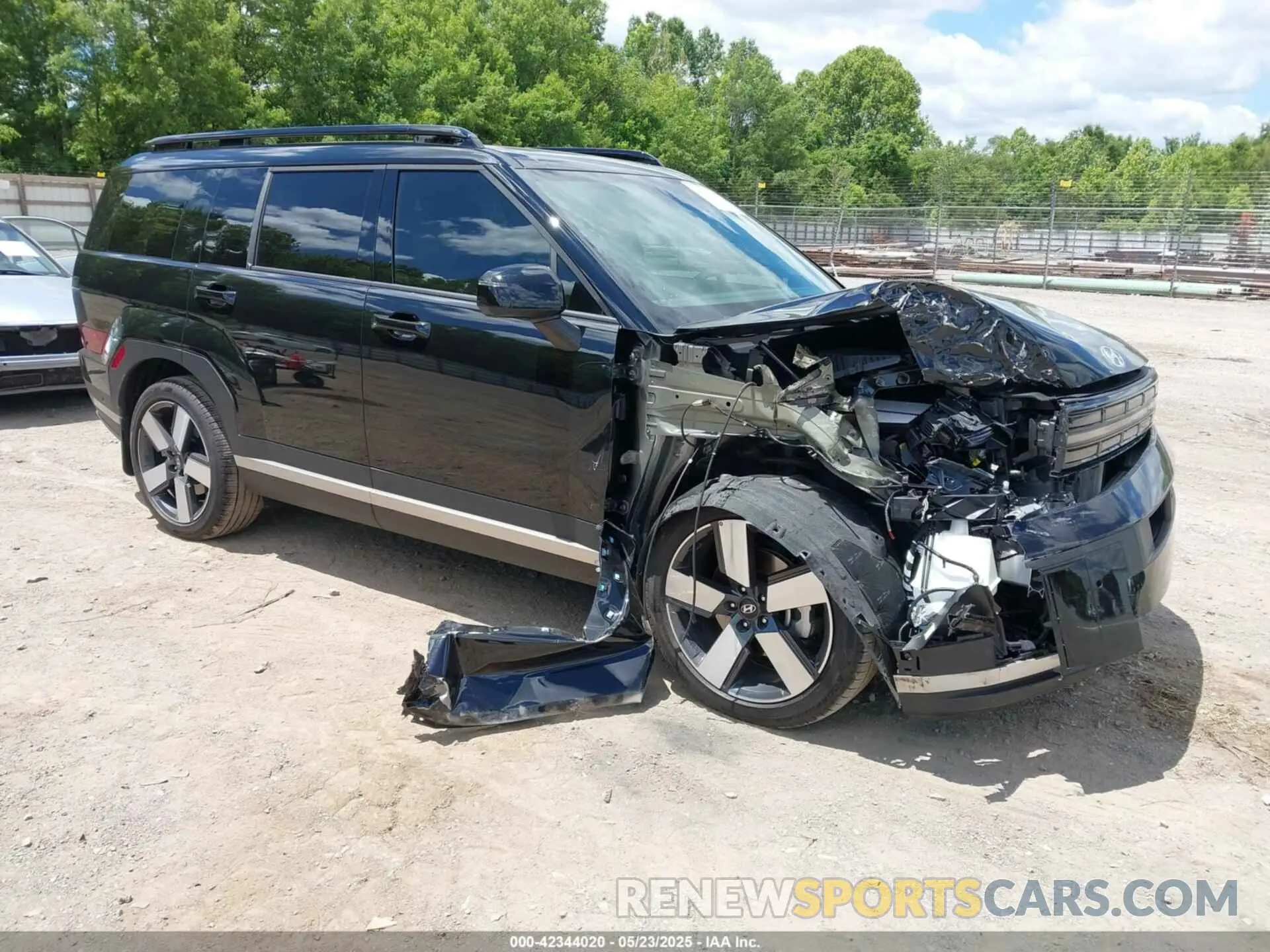 1 Photograph of a damaged car 5NMP34G11SH030610 HYUNDAI SANTA FE HYBRID 2025