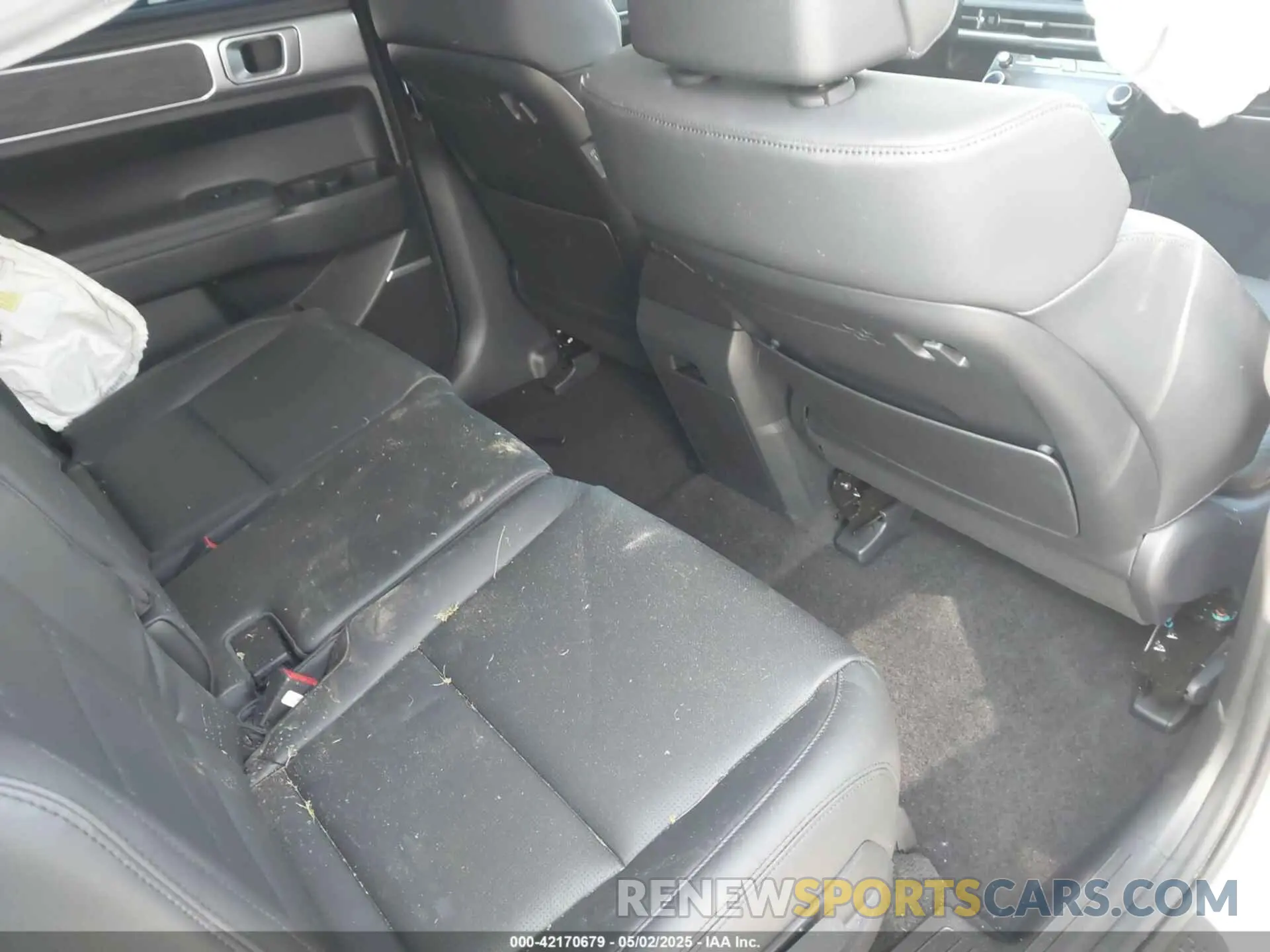 8 Photograph of a damaged car 5NMP34G19SH042097 HYUNDAI SANTA FE HYBRID 2025