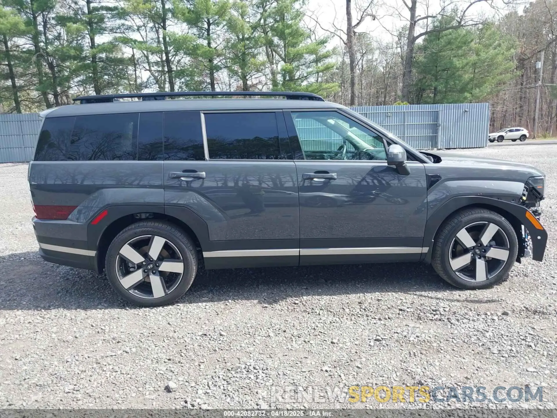 13 Photograph of a damaged car 5NMP3DG11SH025844 HYUNDAI SANTA FE HYBRID 2025