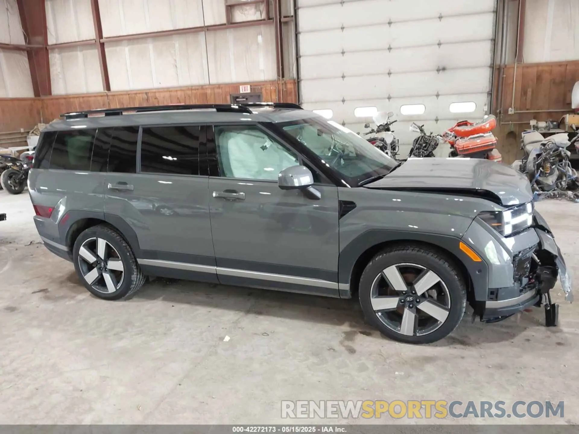 13 Photograph of a damaged car 5NMP3DG13SH020290 HYUNDAI SANTA FE HYBRID 2025