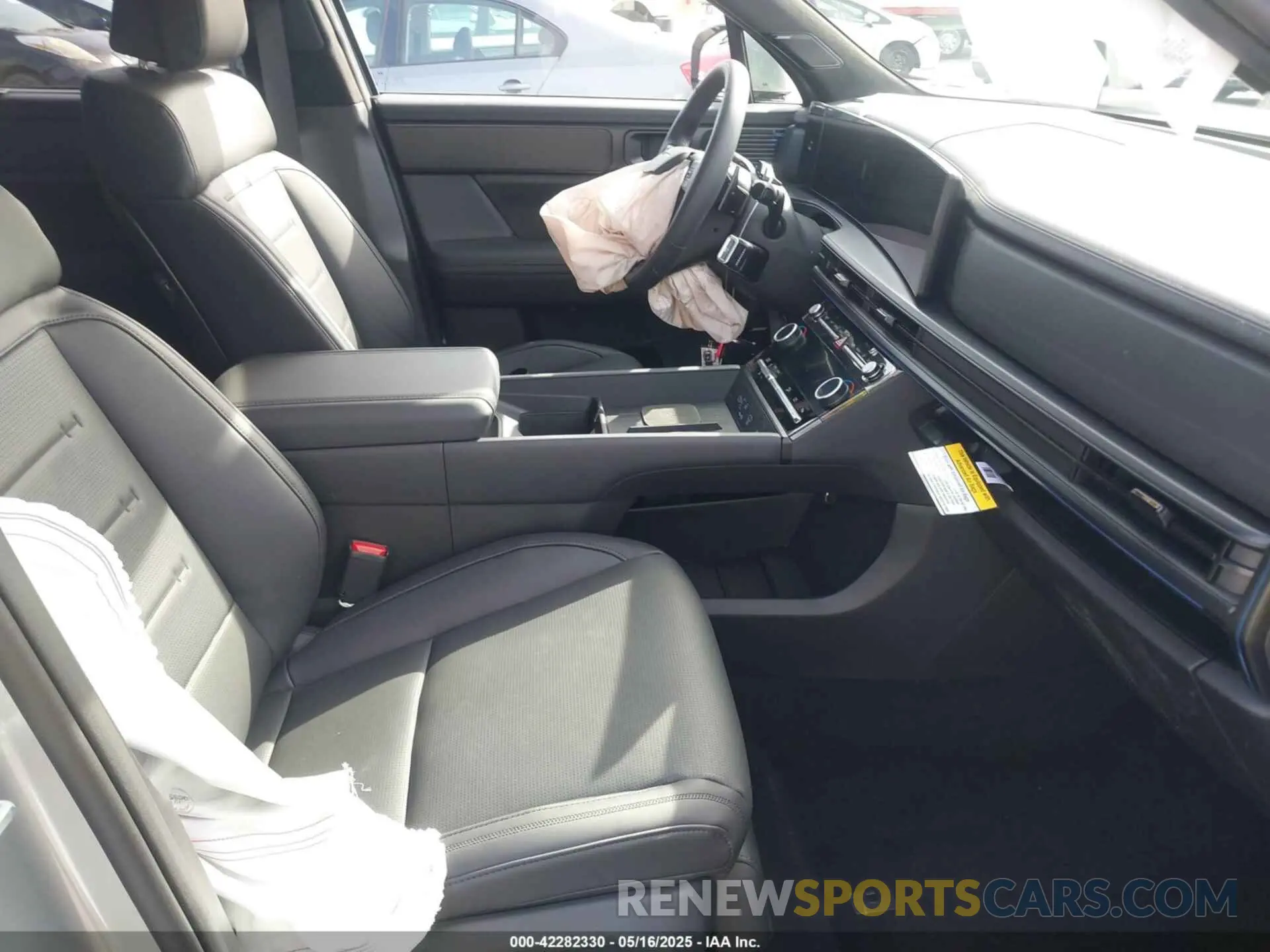 5 Photograph of a damaged car 5NMP54G13SH047791 HYUNDAI SANTA FE HYBRID 2025