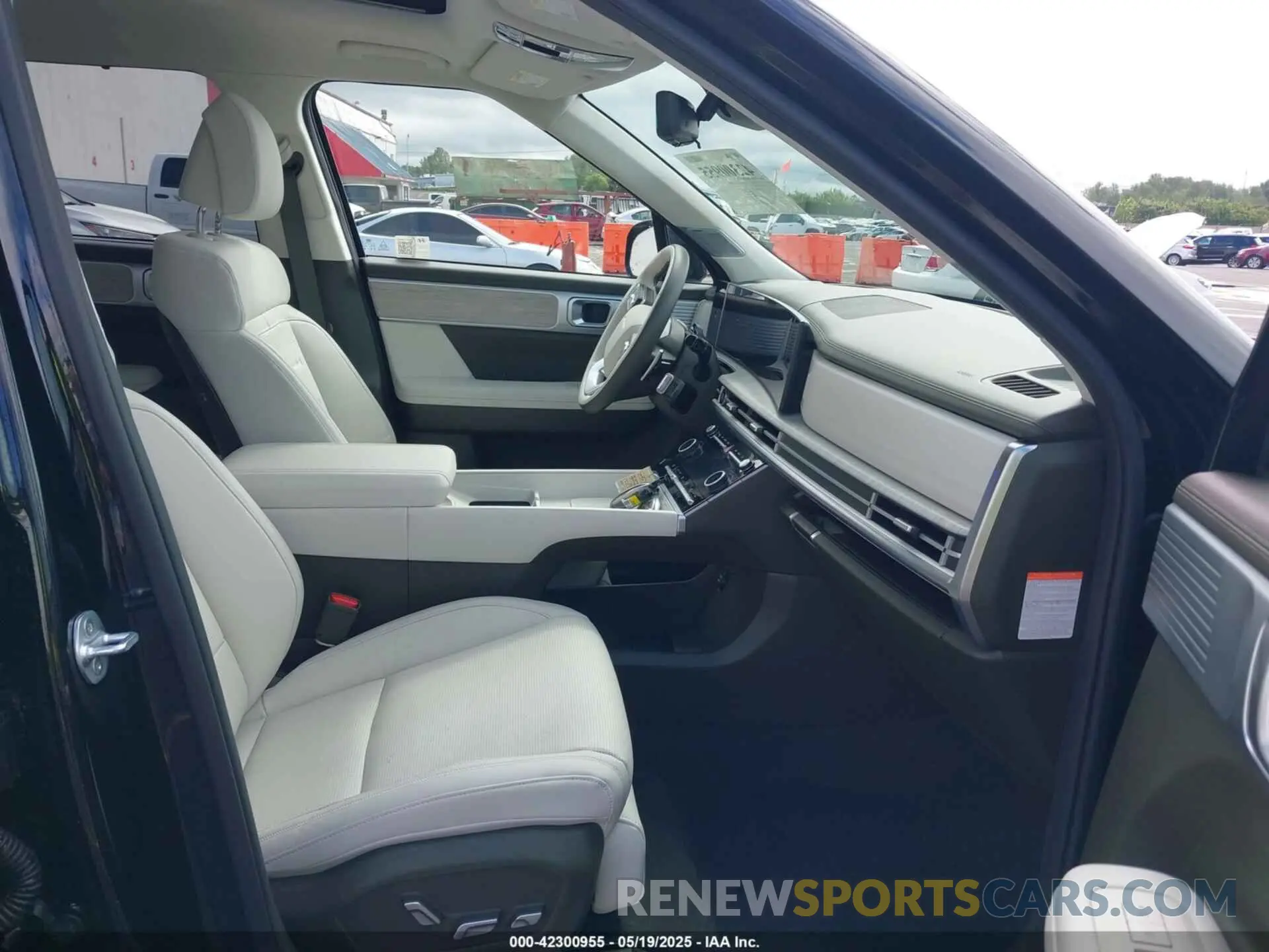 5 Photograph of a damaged car 5NMP5DG11SH032660 HYUNDAI SANTA FE HYBRID 2025