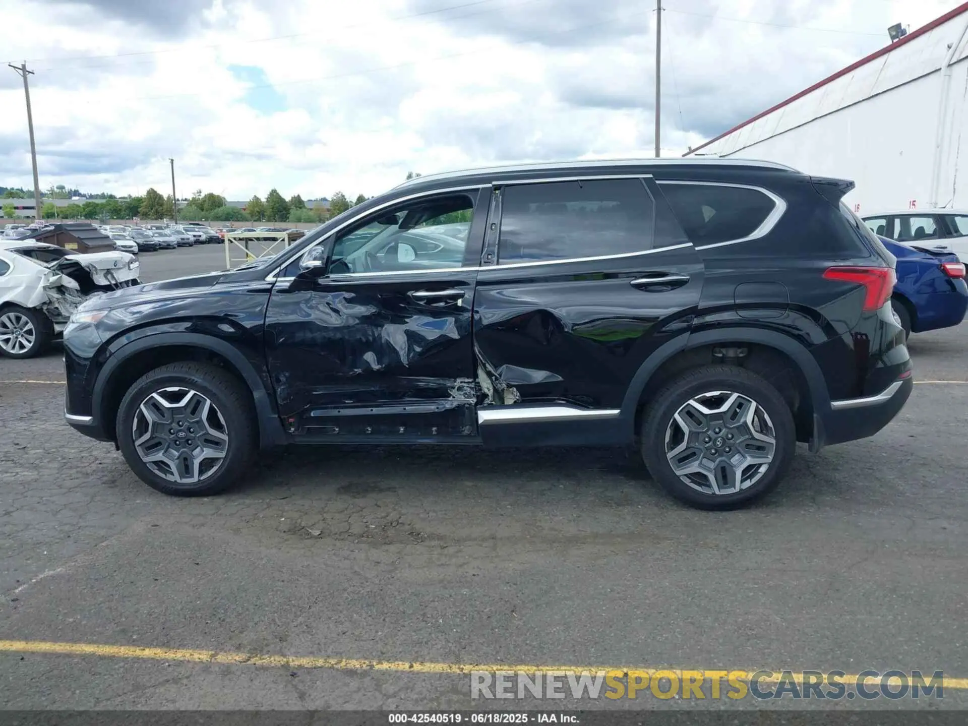 14 Photograph of a damaged car KM8S6DA26NU057684 HYUNDAI SANTA FE PLUG-IN HYBRID 2022