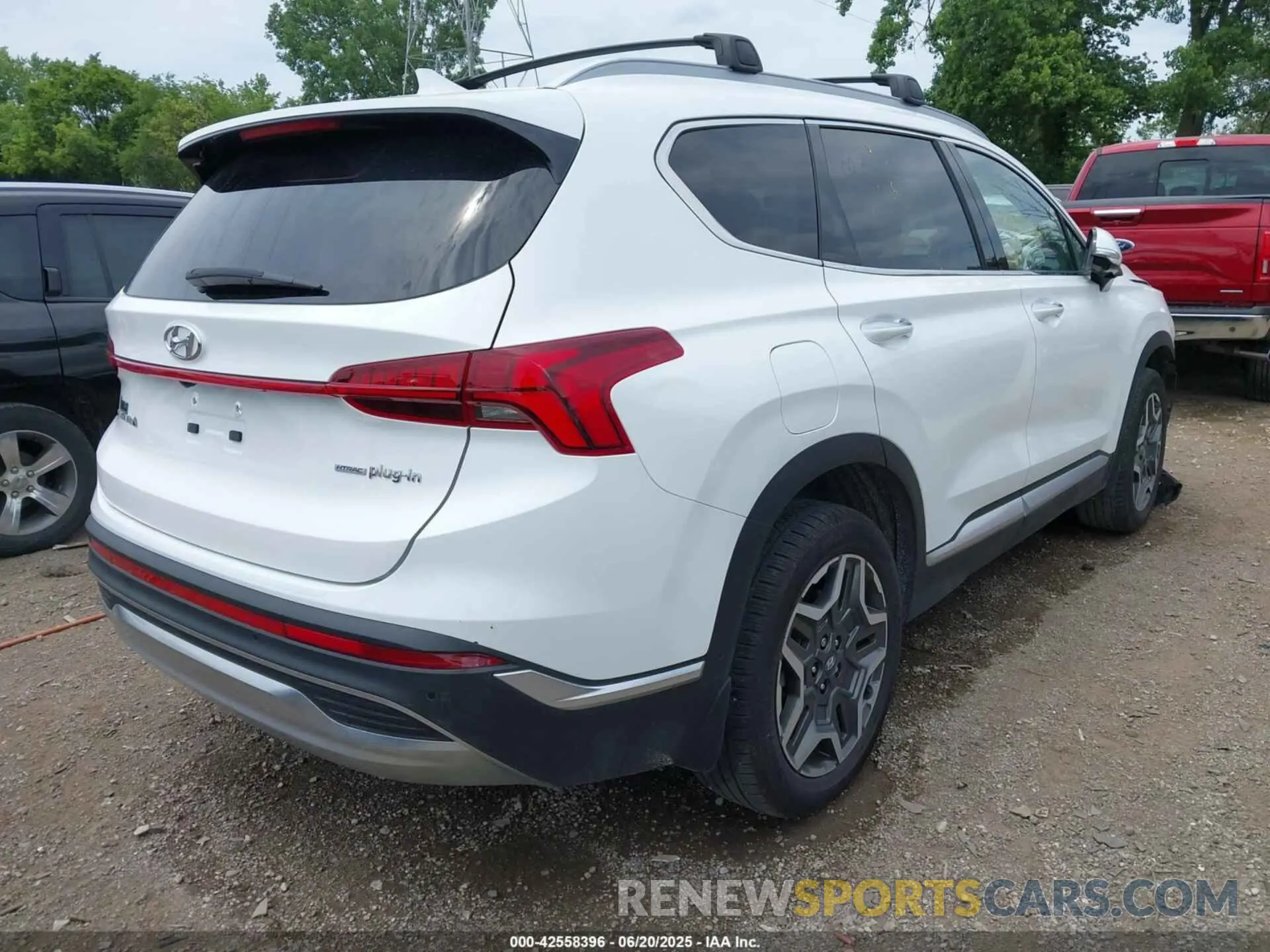 4 Photograph of a damaged car KM8S7DA20NU023396 HYUNDAI SANTA FE PLUG-IN HYBRID 2022