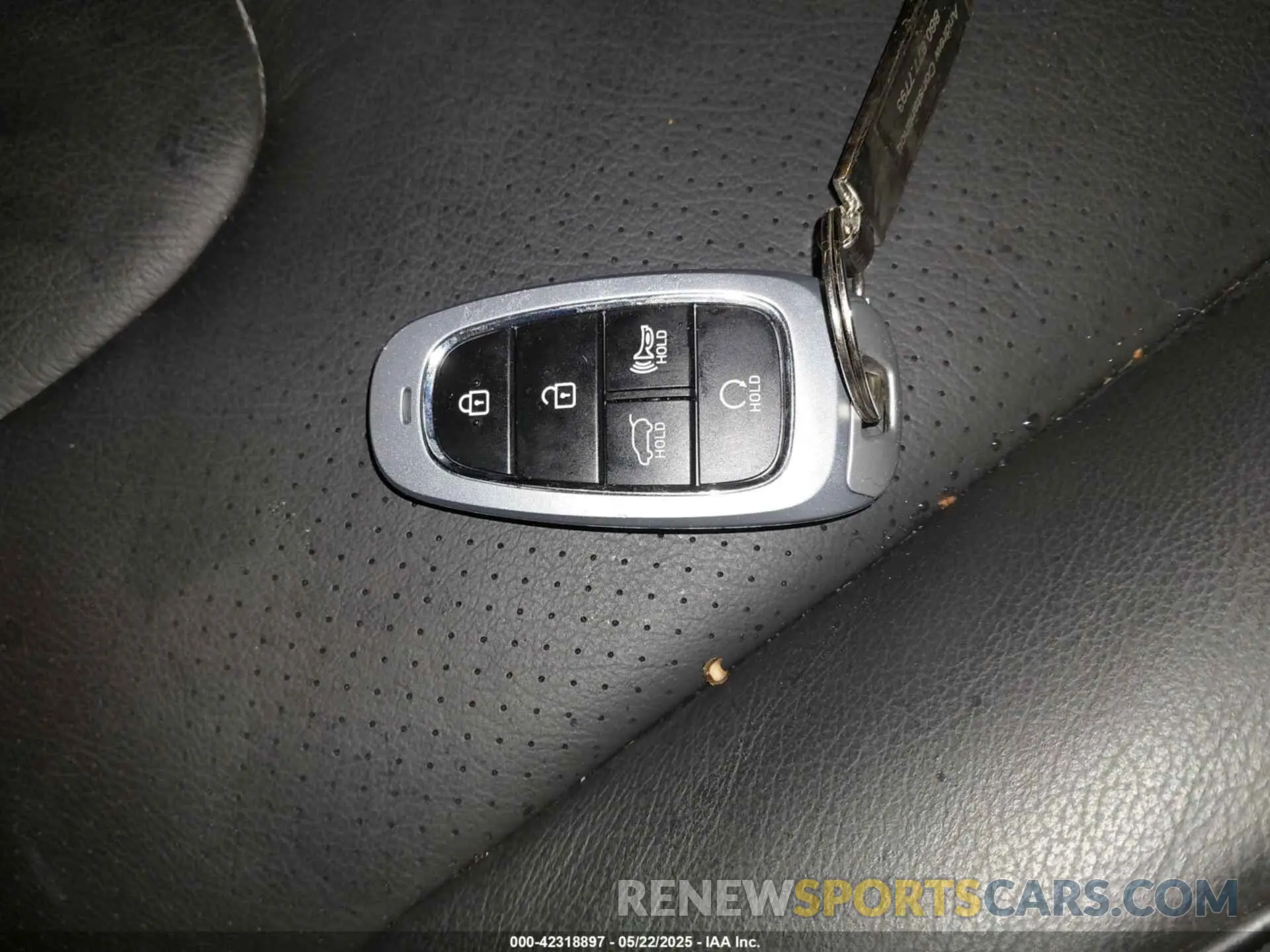 11 Photograph of a damaged car KM8S6DA25PU070204 HYUNDAI SANTA FE PLUG-IN HYBRID 2023