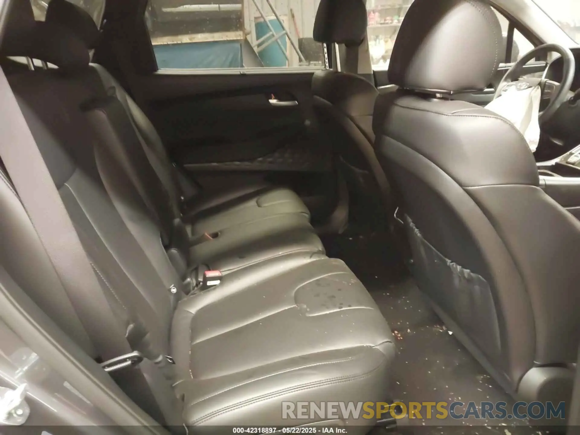 8 Photograph of a damaged car KM8S6DA25PU070204 HYUNDAI SANTA FE PLUG-IN HYBRID 2023