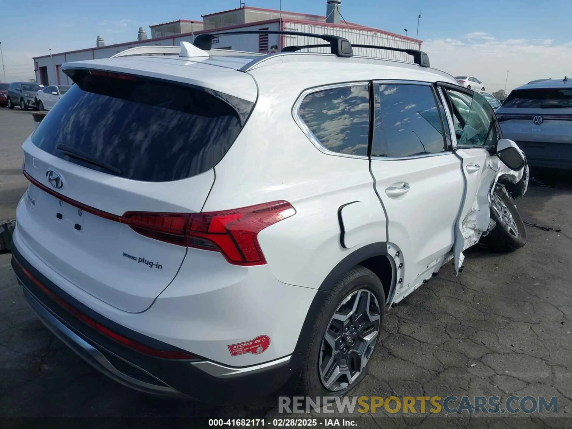 4 Photograph of a damaged car KM8S7DA2XPU067599 HYUNDAI SANTA FE PLUG-IN HYBRID 2023