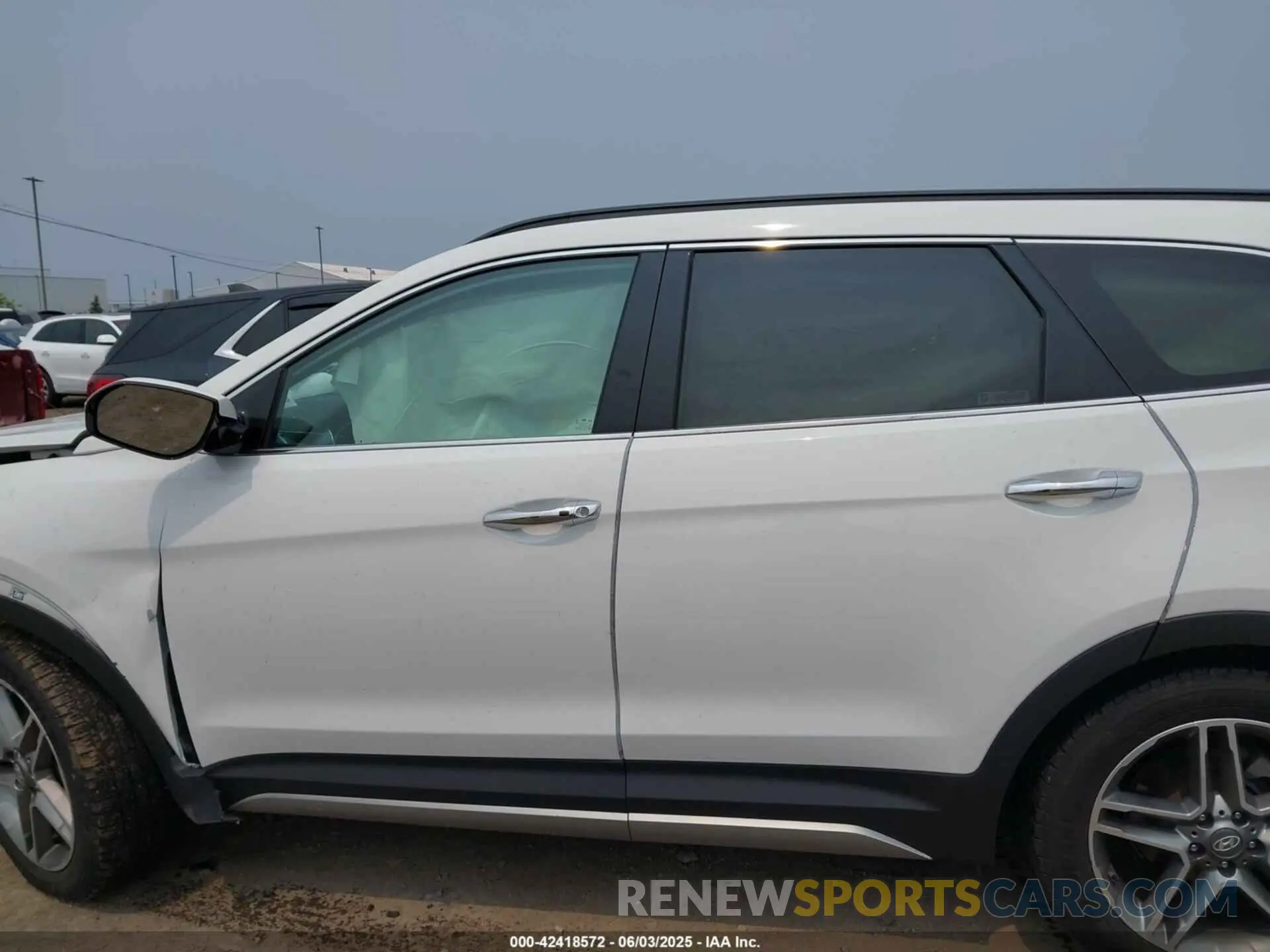 14 Photograph of a damaged car KM8SRDHF0KU302300 HYUNDAI SANTA FE XL 2019