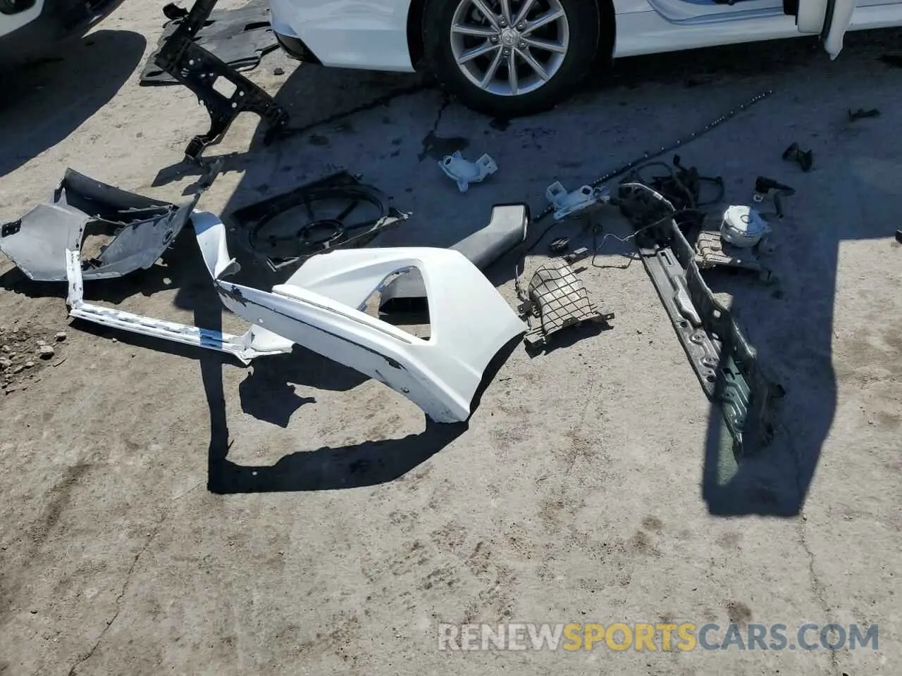12 Photograph of a damaged car 5NPE24AA6KH775293 HYUNDAI SONATA 2019