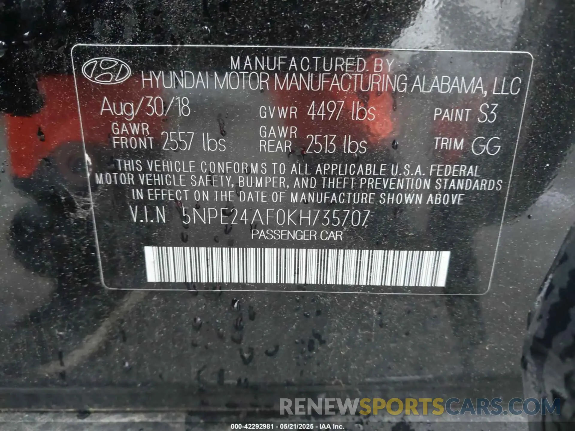 9 Photograph of a damaged car 5NPE24AF0KH735707 HYUNDAI SONATA 2019