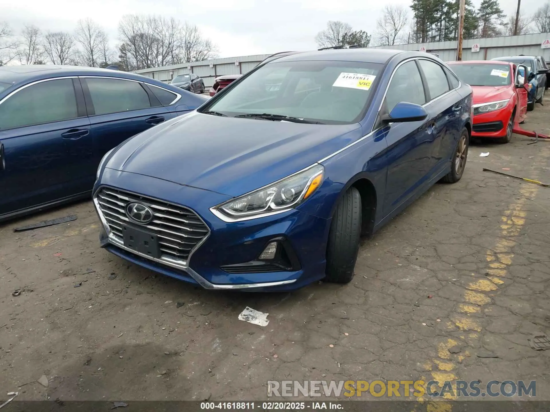 2 Photograph of a damaged car 5NPE24AF0KH737313 HYUNDAI SONATA 2019