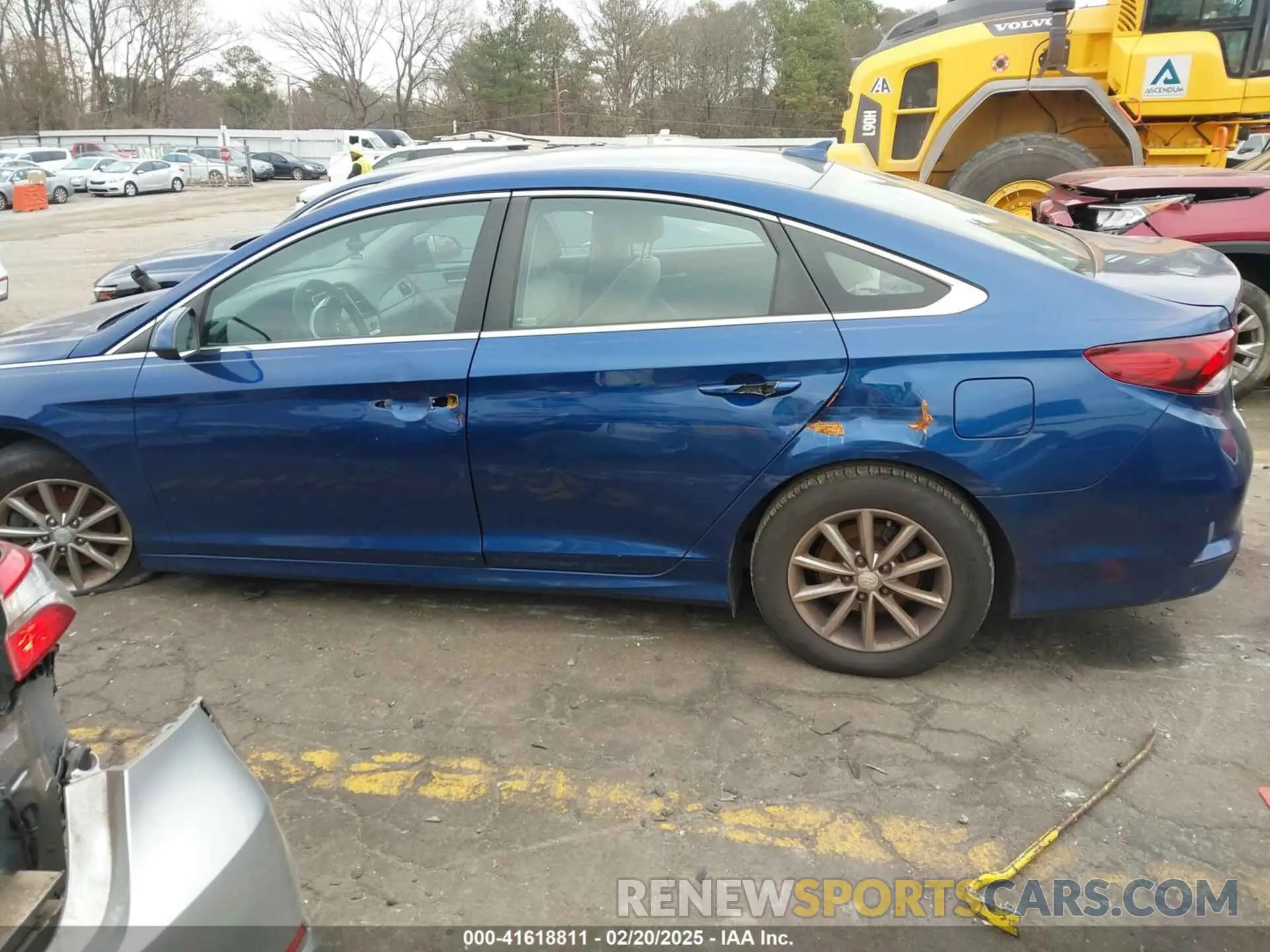 6 Photograph of a damaged car 5NPE24AF0KH737313 HYUNDAI SONATA 2019