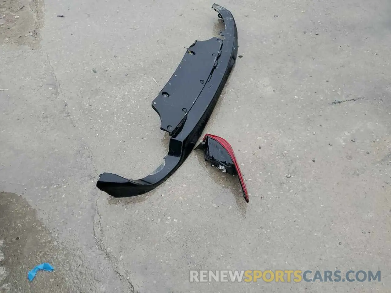 12 Photograph of a damaged car 5NPE24AF0KH742088 HYUNDAI SONATA 2019