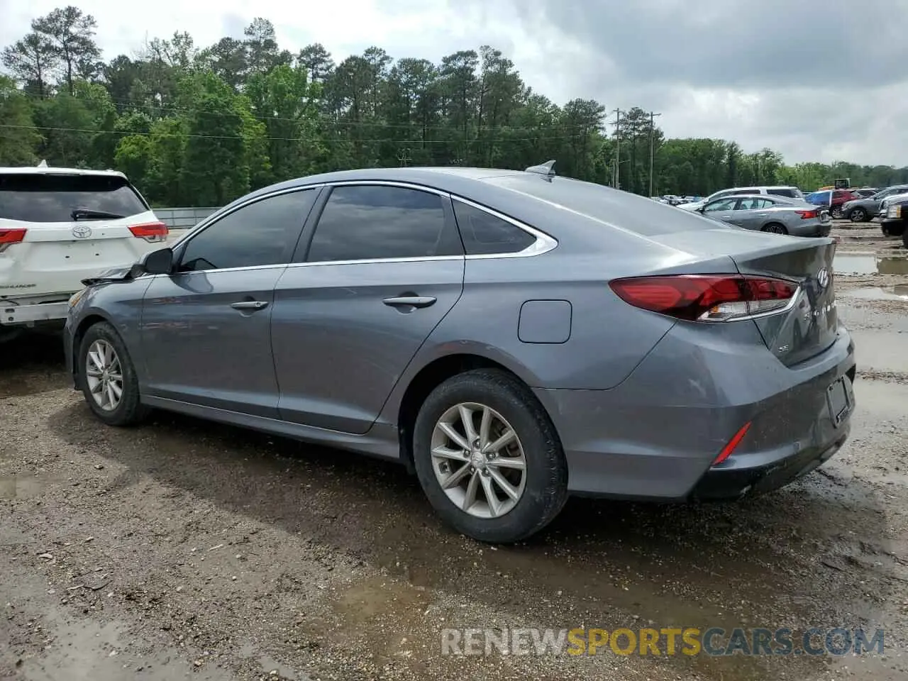 2 Photograph of a damaged car 5NPE24AF0KH744780 HYUNDAI SONATA 2019