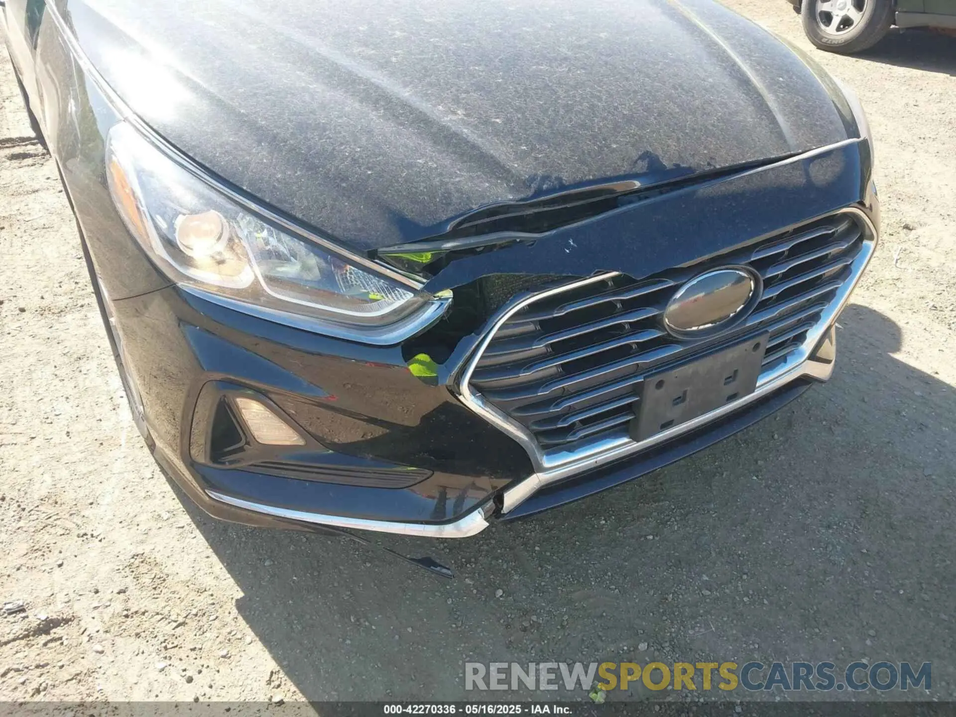 6 Photograph of a damaged car 5NPE24AF0KH746755 HYUNDAI SONATA 2019
