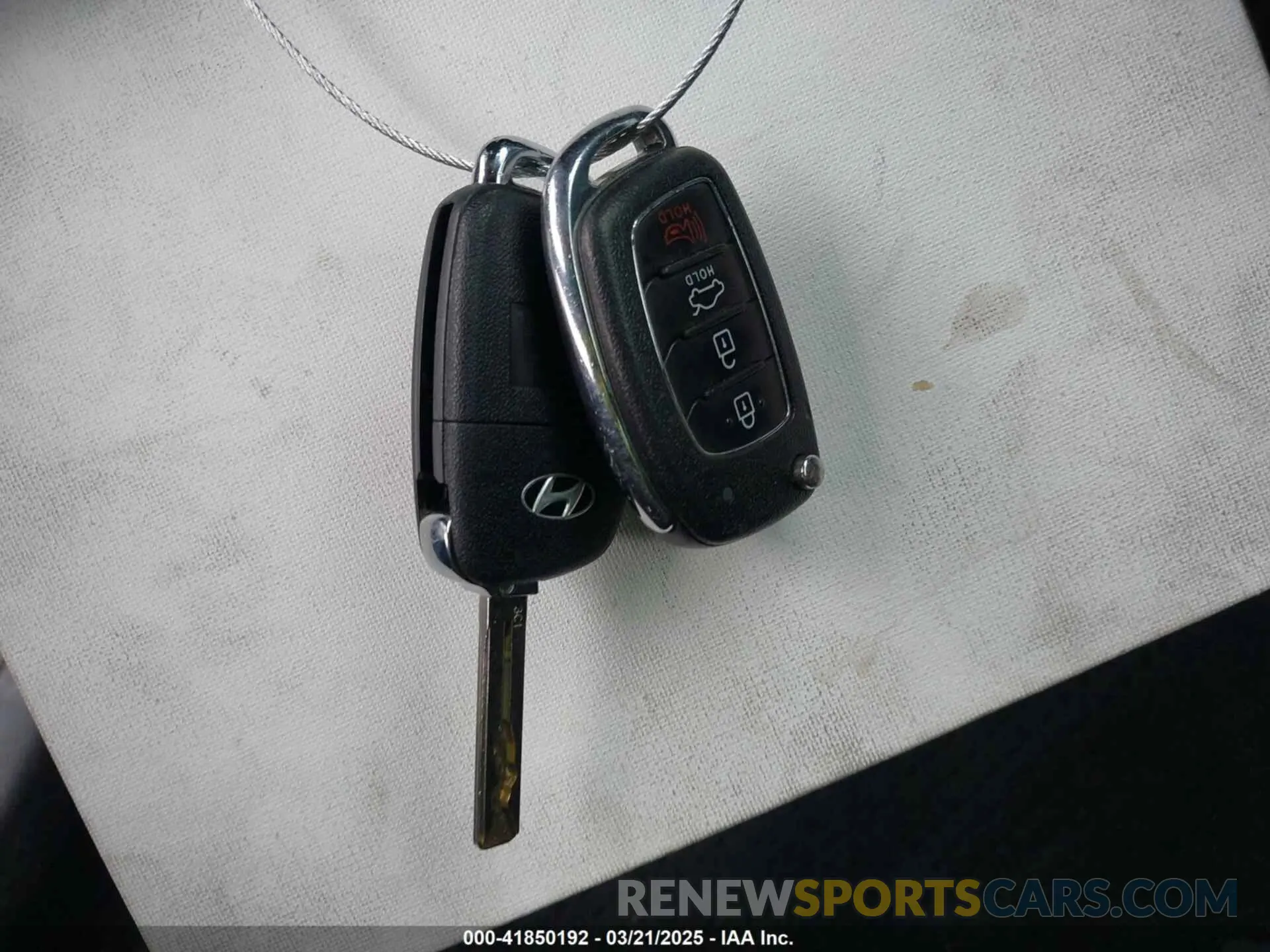 11 Photograph of a damaged car 5NPE24AF0KH749199 HYUNDAI SONATA 2019