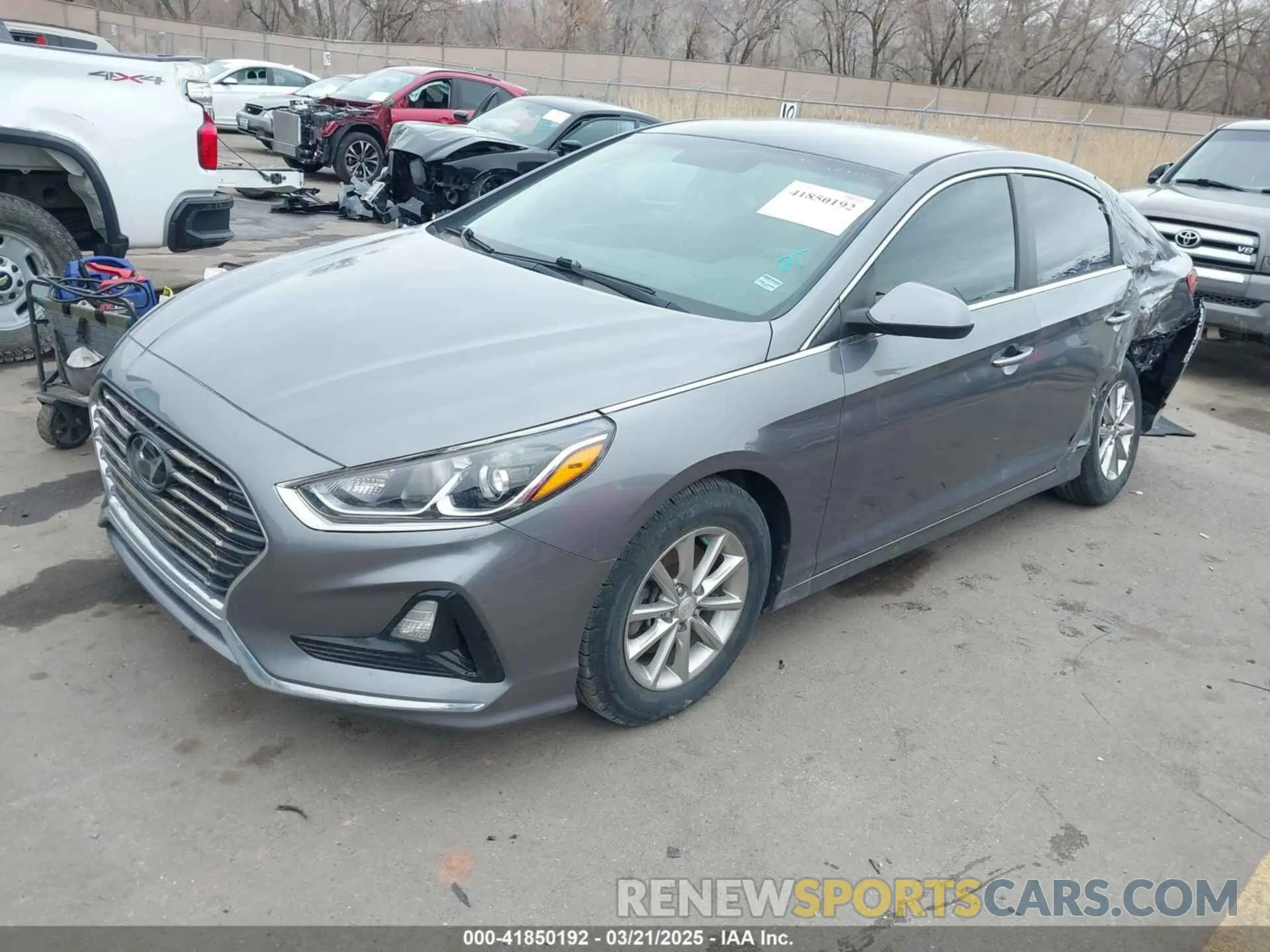 2 Photograph of a damaged car 5NPE24AF0KH749199 HYUNDAI SONATA 2019