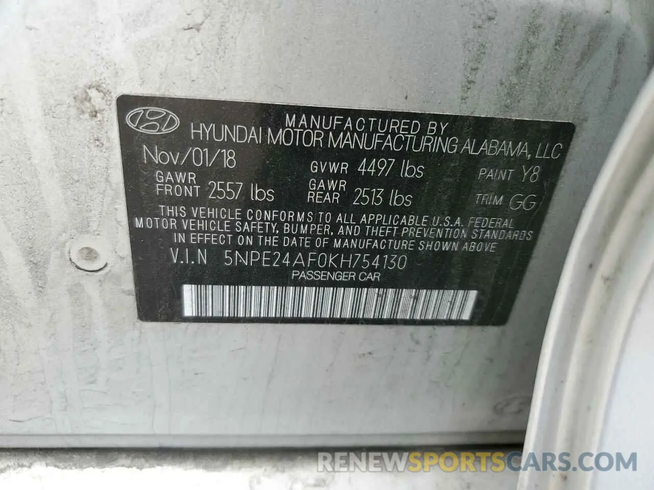 12 Photograph of a damaged car 5NPE24AF0KH754130 HYUNDAI SONATA 2019
