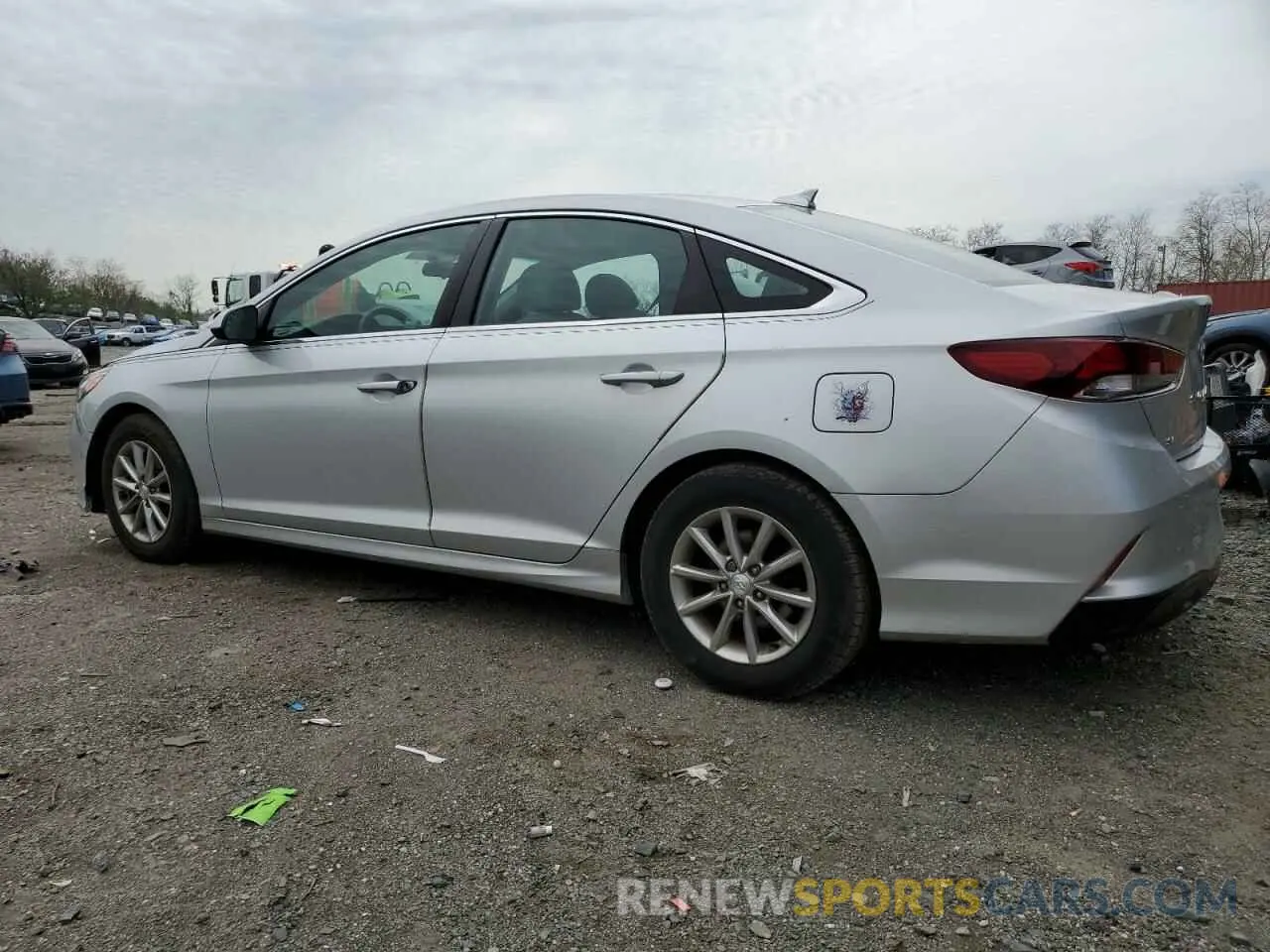 2 Photograph of a damaged car 5NPE24AF0KH754130 HYUNDAI SONATA 2019