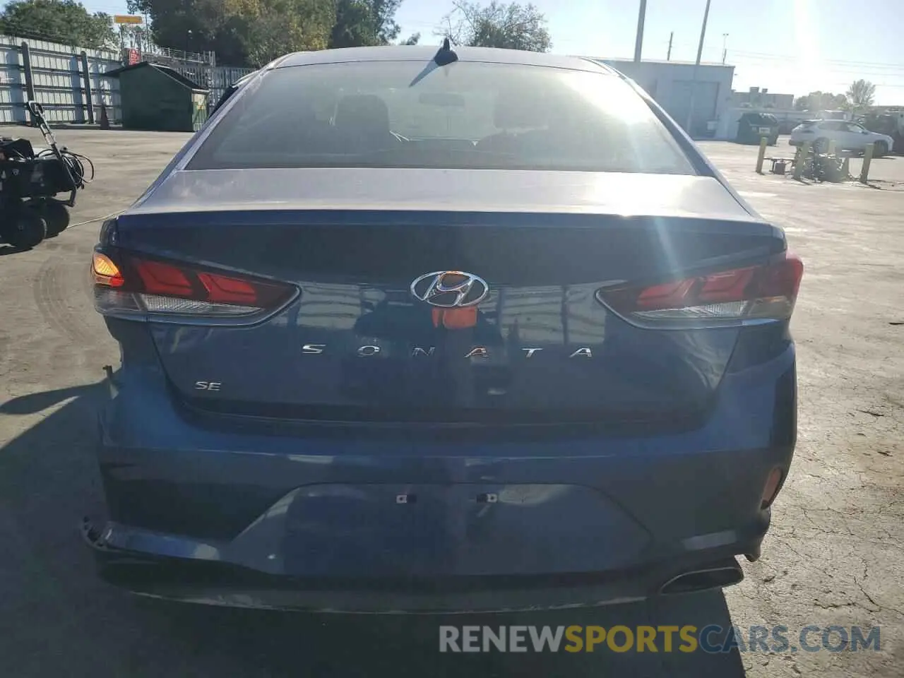 6 Photograph of a damaged car 5NPE24AF0KH766214 HYUNDAI SONATA 2019